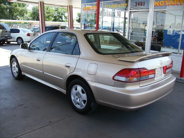 Honda Accord 2002 photo 6