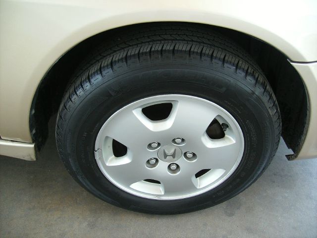 Honda Accord 2002 photo 9