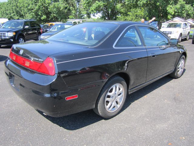 Honda Accord 2002 photo 4