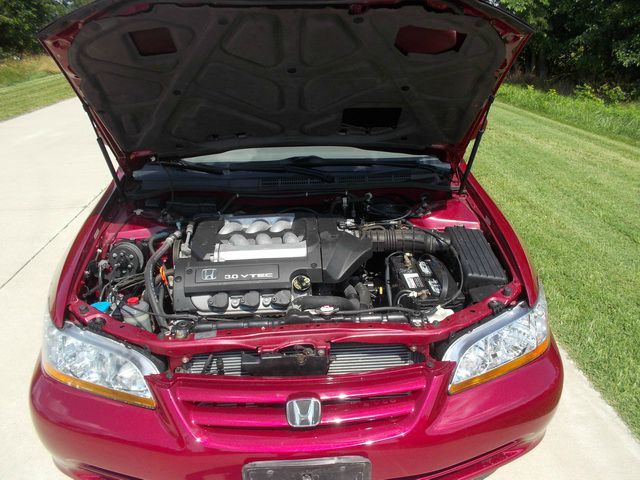 Honda Accord 2002 photo 4