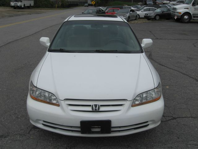 Honda Accord 2002 photo 3