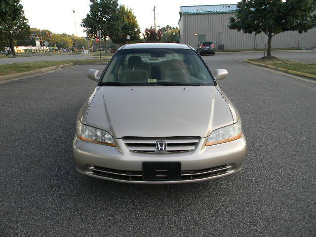 Honda Accord 2002 photo 1