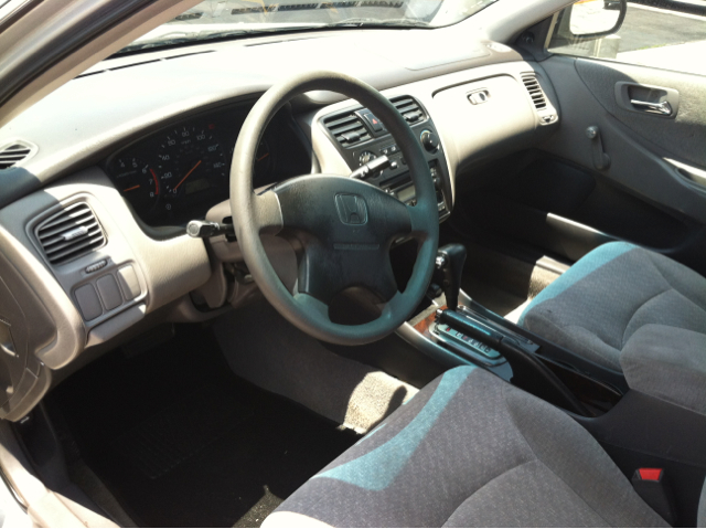 Honda Accord 2002 photo 1