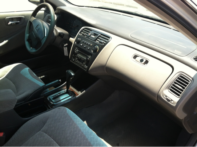 Honda Accord 2002 photo 4