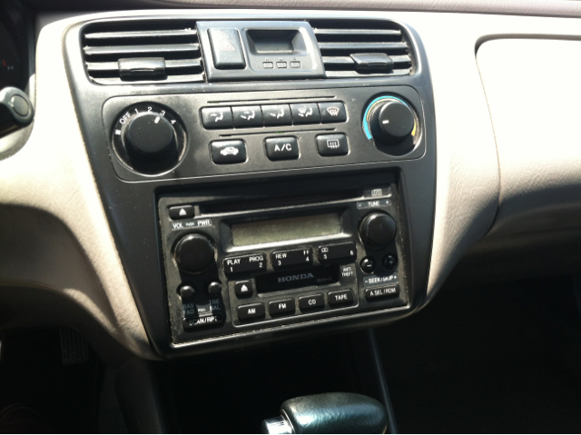 Honda Accord 2002 photo 5