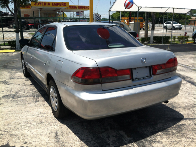 Honda Accord 2002 photo 7