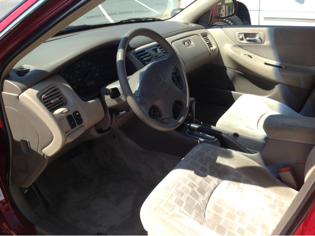 Honda Accord 2002 photo 1