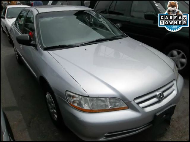 Honda Accord 4dr Sdn SES Standard Sedan