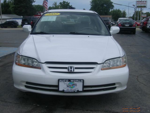 Honda Accord 2002 photo 3