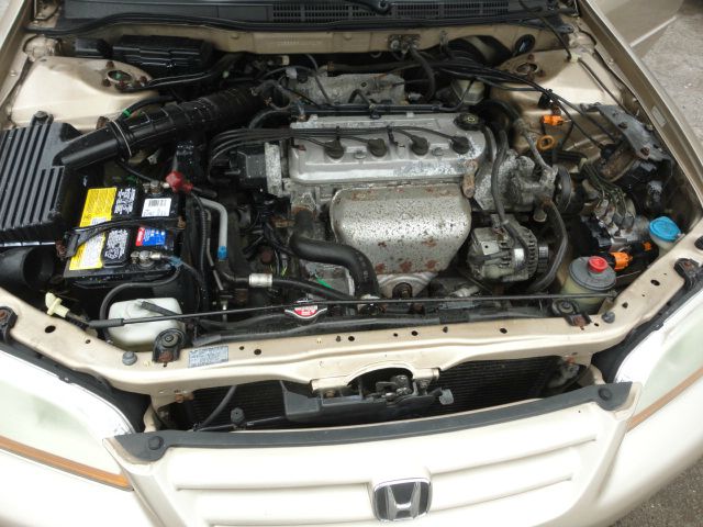 Honda Accord 2002 photo 3