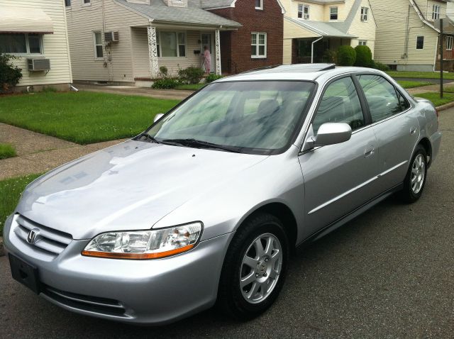 Honda Accord 2002 photo 2