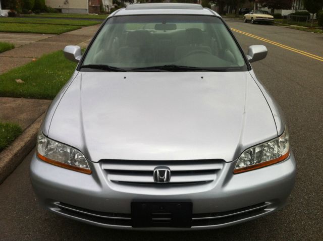 Honda Accord 2002 photo 4