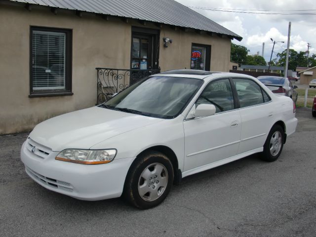 Honda Accord 2002 photo 6