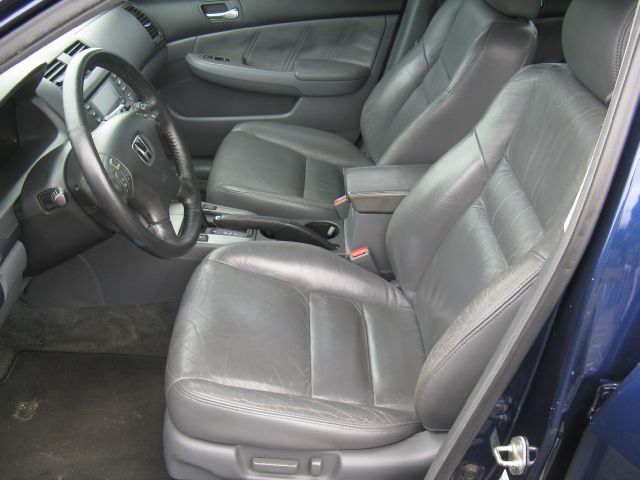 Honda Accord 2003 photo 6