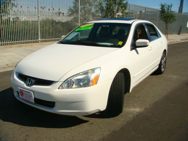 Honda Accord 2003 photo 3