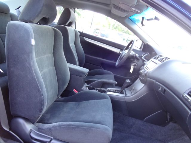 Honda Accord 2003 photo 3