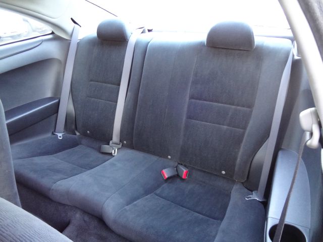 Honda Accord 2003 photo 9