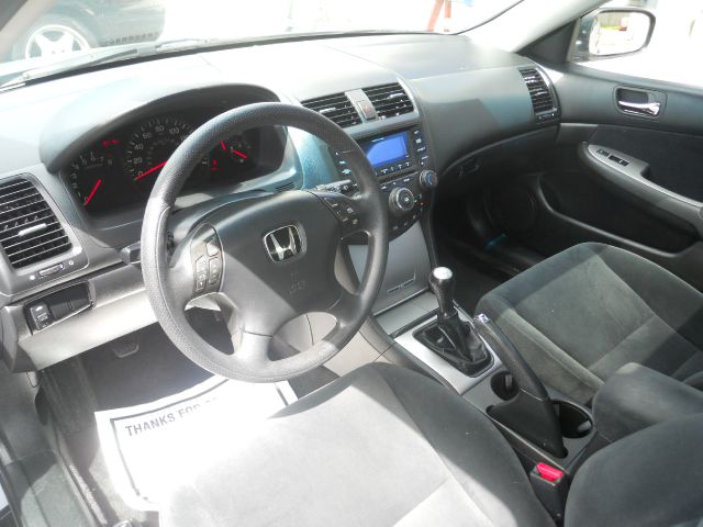 Honda Accord ZQ8 LS Sedan