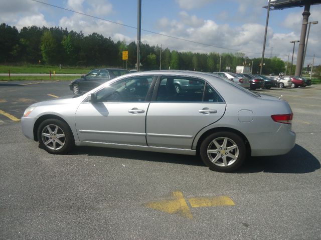 Honda Accord 2003 photo 2