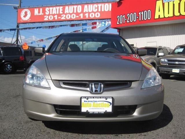 Honda Accord 2003 photo 1