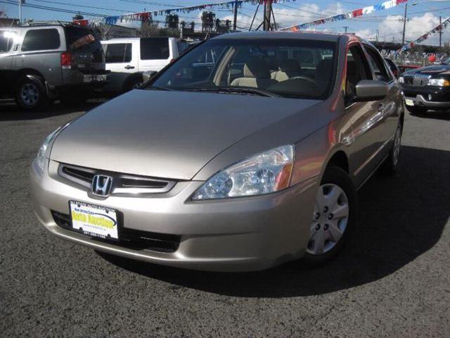 Honda Accord 2003 photo 2