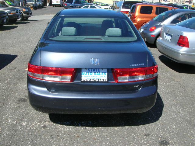 Honda Accord 2dr Reg Cab 120.5 WB Sedan