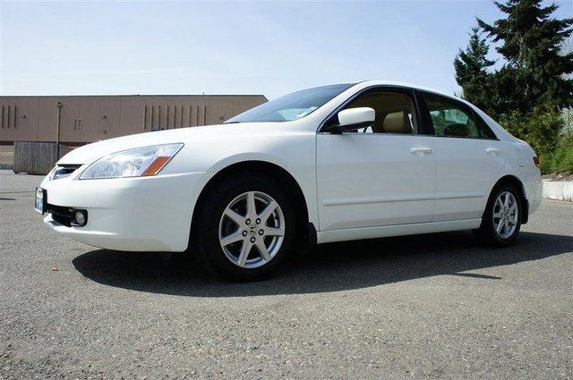 Honda Accord 2003 photo 2