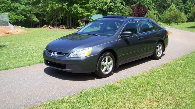 Honda Accord 2003 photo 4