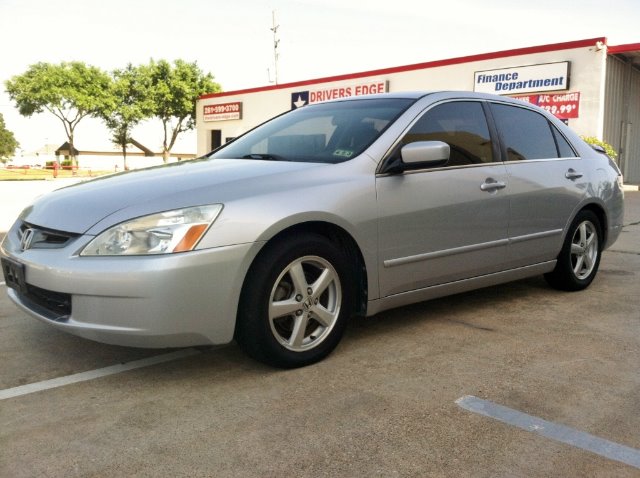 Honda Accord 2003 photo 9