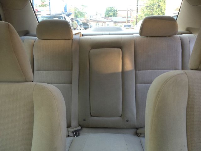 Honda Accord 2003 photo 2