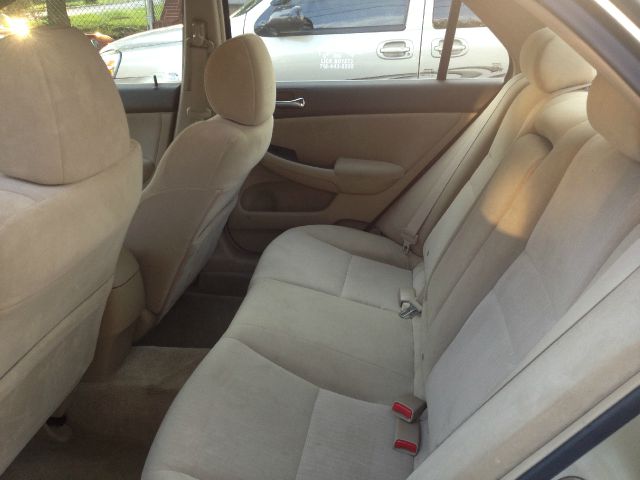 Honda Accord 2003 photo 3