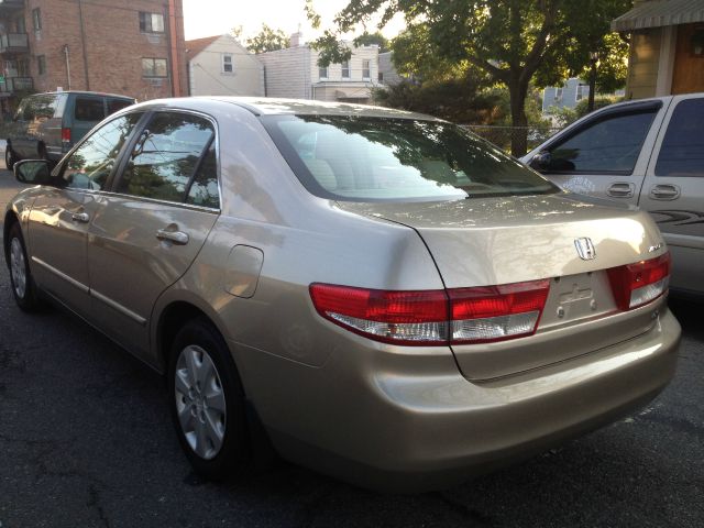 Honda Accord 2003 photo 6