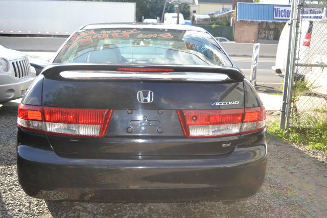 Honda Accord 2003 photo 3
