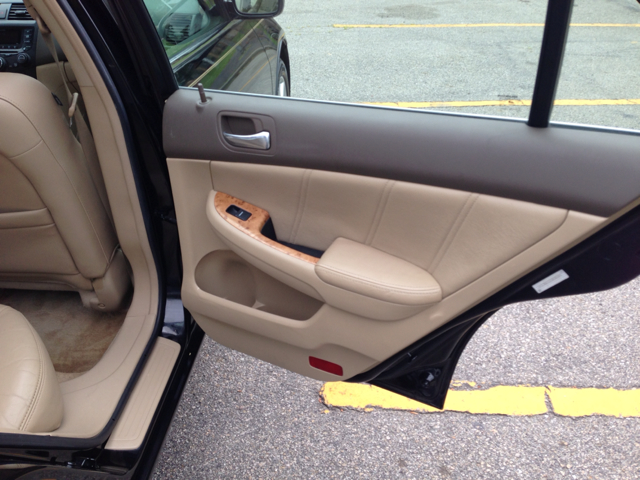 Honda Accord 2003 photo 10