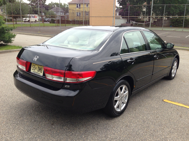 Honda Accord 2003 photo 12