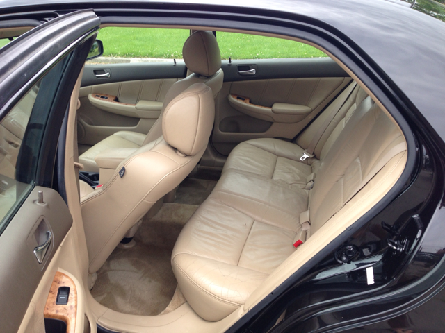 Honda Accord 2003 photo 18