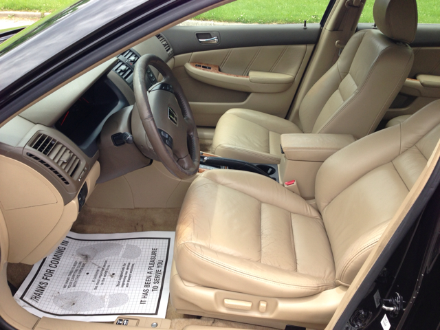 Honda Accord 2003 photo 22