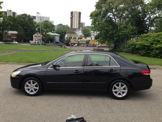 Honda Accord 2003 photo 24