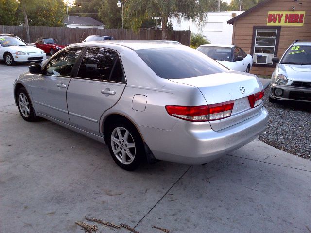 Honda Accord 2003 photo 2