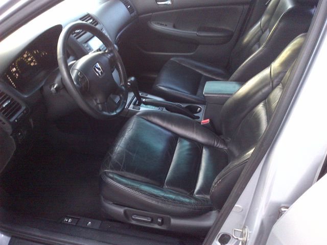 Honda Accord 2003 photo 6