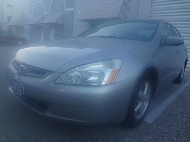 Honda Accord 2003 photo 4