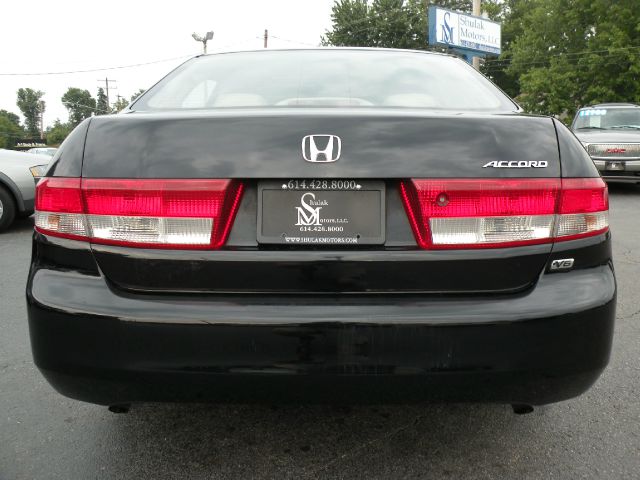 Honda Accord 2003 photo 4