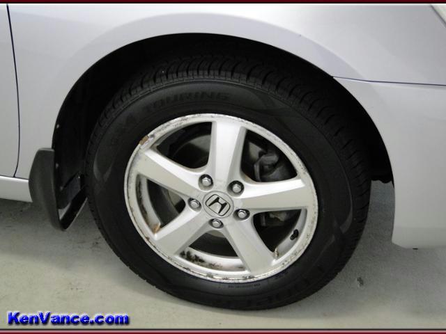 Honda Accord 2003 photo 13