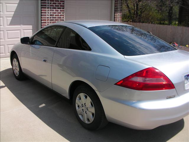 Honda Accord 2003 photo 3