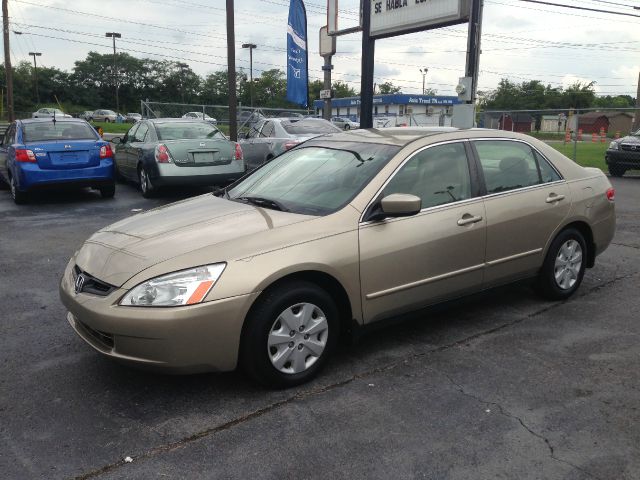 Honda Accord 2003 photo 4