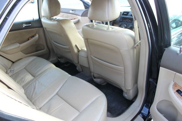 Honda Accord 2003 photo 10