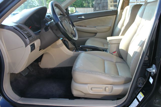 Honda Accord 2003 photo 11