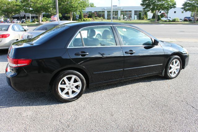 Honda Accord 2003 photo 30