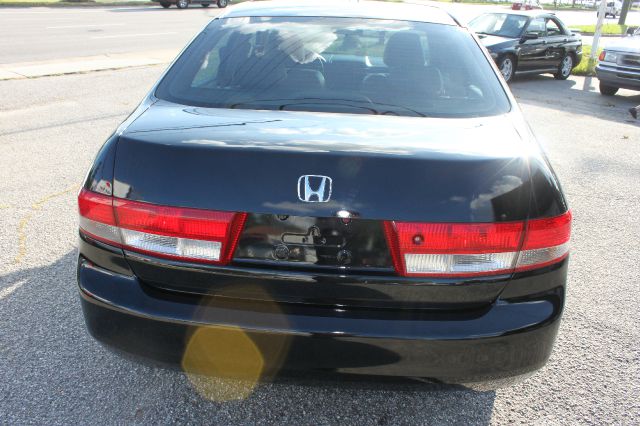 Honda Accord 2003 photo 4