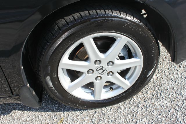 Honda Accord 2003 photo 9